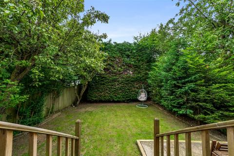 undefined, Bradford Road, Menston, Ilkley, West Yorkshire, LS29