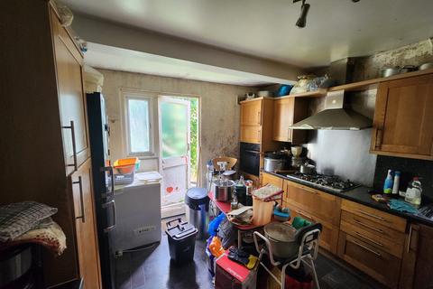 3 bedroom terraced house for sale, London SW2