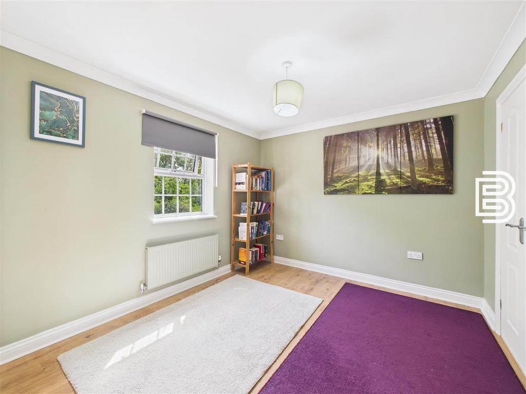 Bedroom 4.jpg