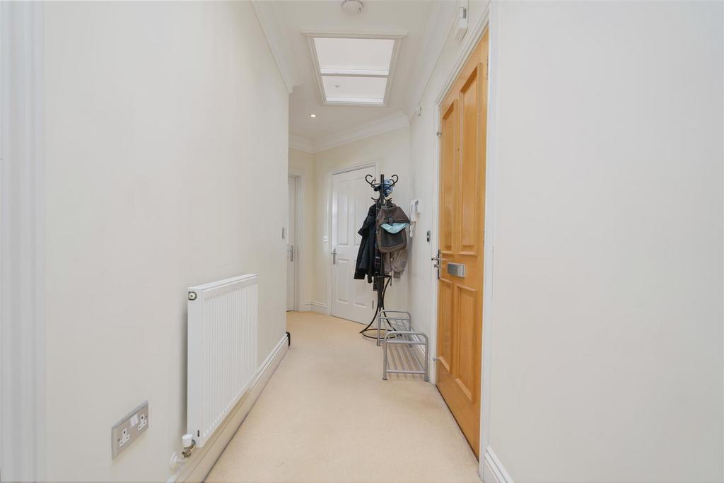 Apt 6 Chadwick House 14.jpg
