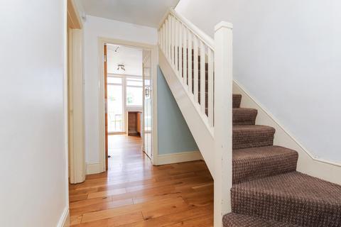 5 bedroom house to rent, Victoria Road, Kingston Upon Thames, Surrey, KT1