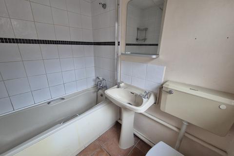 42 Heath Road, Norwich, NR3 1JW