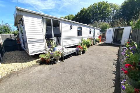 2 bedroom mobile home for sale, Dinsdale Field Caravan Park, New Road, Rustington