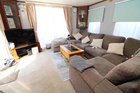 2 bedroom mobile home for sale, Dinsdale Field Caravan Park, New Road, Rustington
