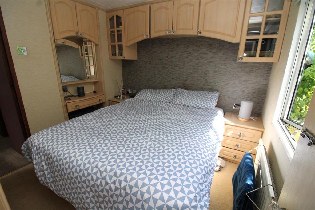 Bedroom one.JPG