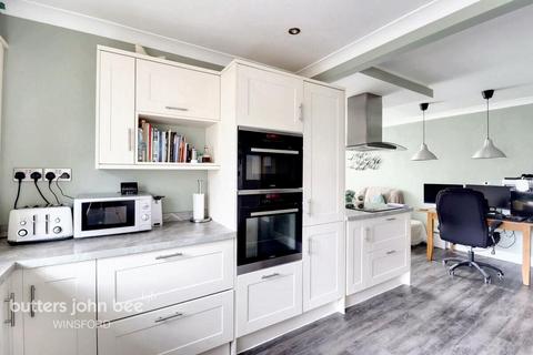 undefined, Carisbrook Drive, Winsford