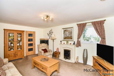 2 bedroom apartment for sale, Humphrey Court, The Oval, Stafford, ST17 4SD