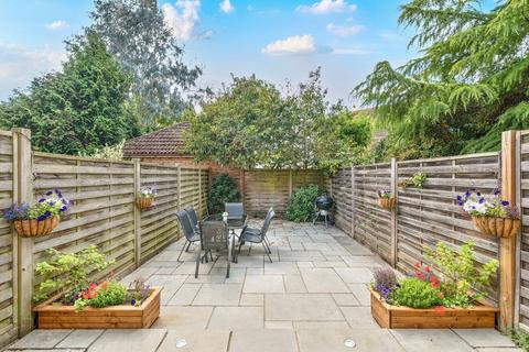 2 bedroom terraced house for sale, Camel Grove, Kingston Upon Thames KT2