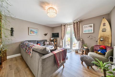 undefined, 44 The Crescent, Montford Bridge, Shrewsbury, SY4 1EA