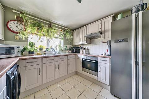 undefined, 44 The Crescent, Montford Bridge, Shrewsbury, SY4 1EA