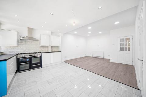 4 bedroom house for sale, West End Avenue, Leyton, E10
