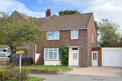 Castle Avenue, Highcliffe, Christchurch, Dorset, BH23