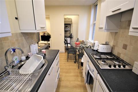 1 bedroom apartment to rent, Morris Lane, Headingley, Leeds, LS5 3JD