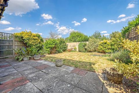 undefined, High Street, Much Hadham