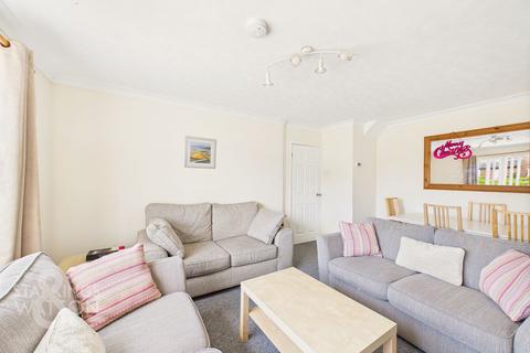 6 bedroom detached house for sale, The Hedgerows, Norwich