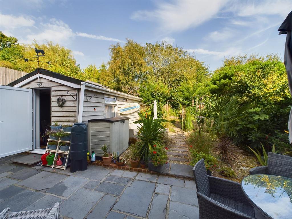 CAM02202 G0-PR0373-STILL017.jpg