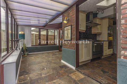 9 Bow Lane, Leyland, PR25 4YA
