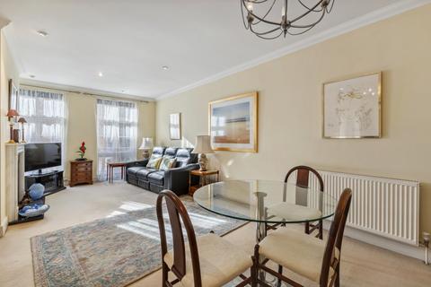 2 bedroom flat for sale, Virginia Water