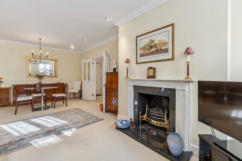 2 bedroom flat for sale, Virginia Water