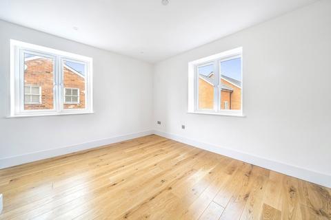 1 bedroom flat to rent, Nether Street, Hampshire GU34