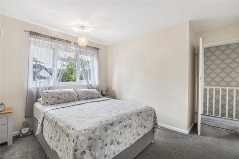 124 Lodge Hill, Welling, DA16 1BL
