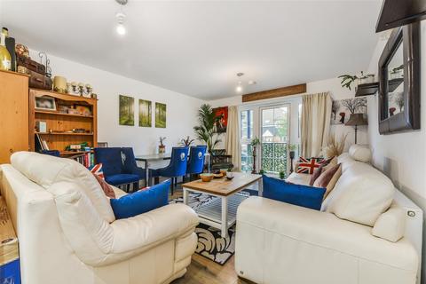 2 bedroom apartment for sale, Richard Road, Chichester