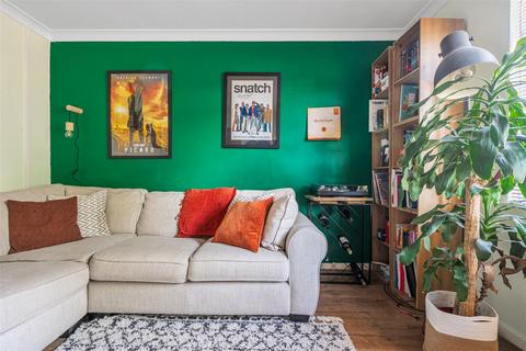 6 Gullybrook Lane, Bristol, BS5 0AL