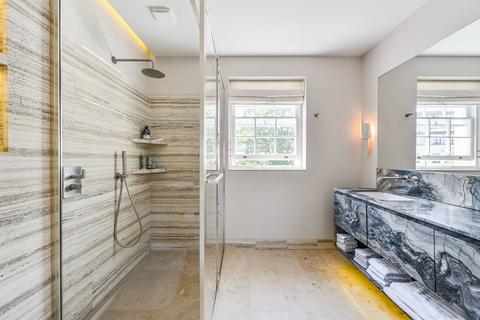 23 Bloomfield Terrace, London, SW1W 8PQ