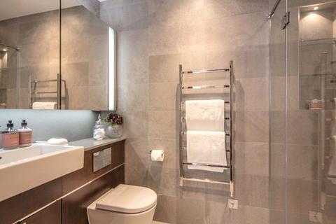 2 bedroom apartment to rent, Charles Clowes Walk, London, SW11