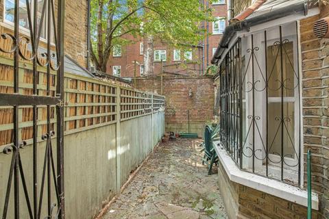 1 bedroom flat for sale, St. Luke's Avenue, London SW4