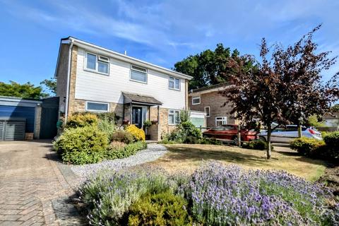 7 Conifer Close, Whitehill, Bordon, GU35 9DH