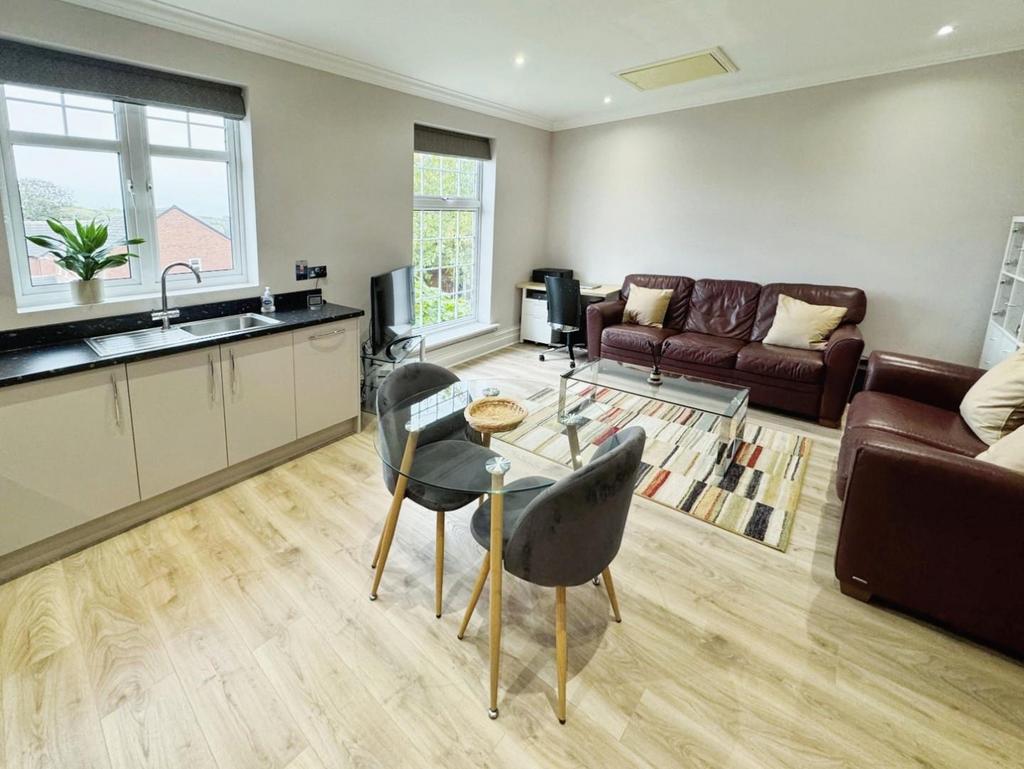 7e28e897-Living 20 Kitchen.jpg