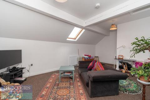 2 bedroom house to rent, Milford Place, Bradford, West Yorkshire, BD9 4RU