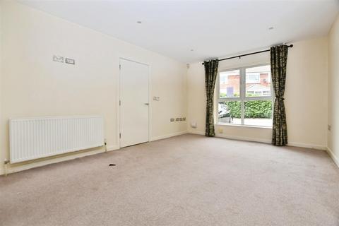 undefined, Station Road, Hessle