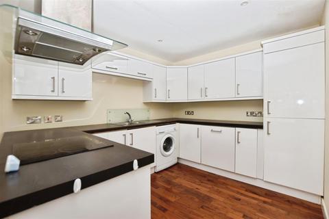 2 bedroom apartment for sale, Station Road, Hessle