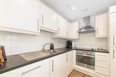 1 bedroom flat for sale, Seren Park Gardens, London, SE3