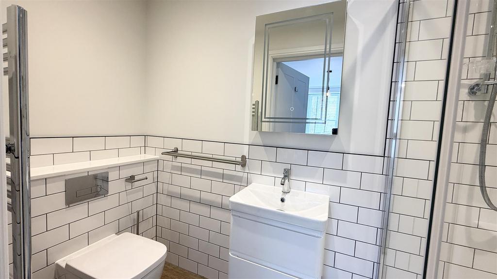 Ensuite