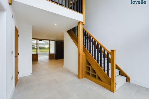 undefined, Thornton Road, North Owersby, LN8