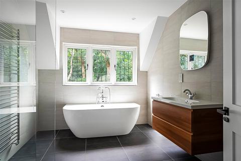 2 bedroom detached house for sale, Sample Oak Lane, Chilworth, Guildford, Surrey, GU4