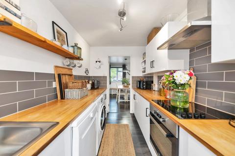 3 bedroom semi-detached house for sale, Yeats Close, Royston SG8