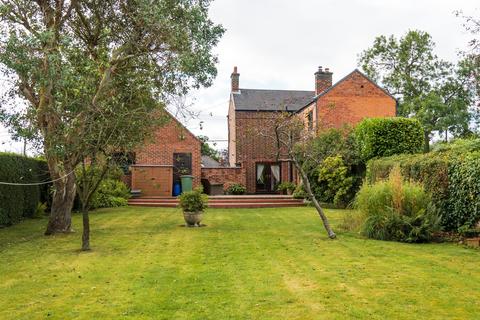 4 bedroom detached house for sale, Loughborough Road, Coleorton, LE67