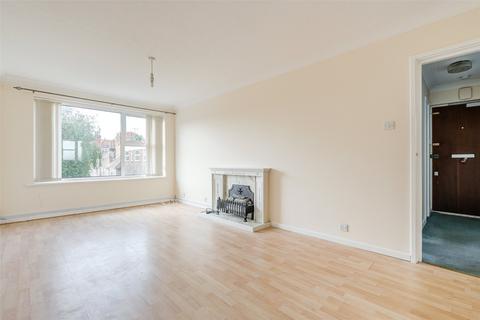 1 bedroom flat for sale, Downview Road, Worthing, West Sussex, BN11