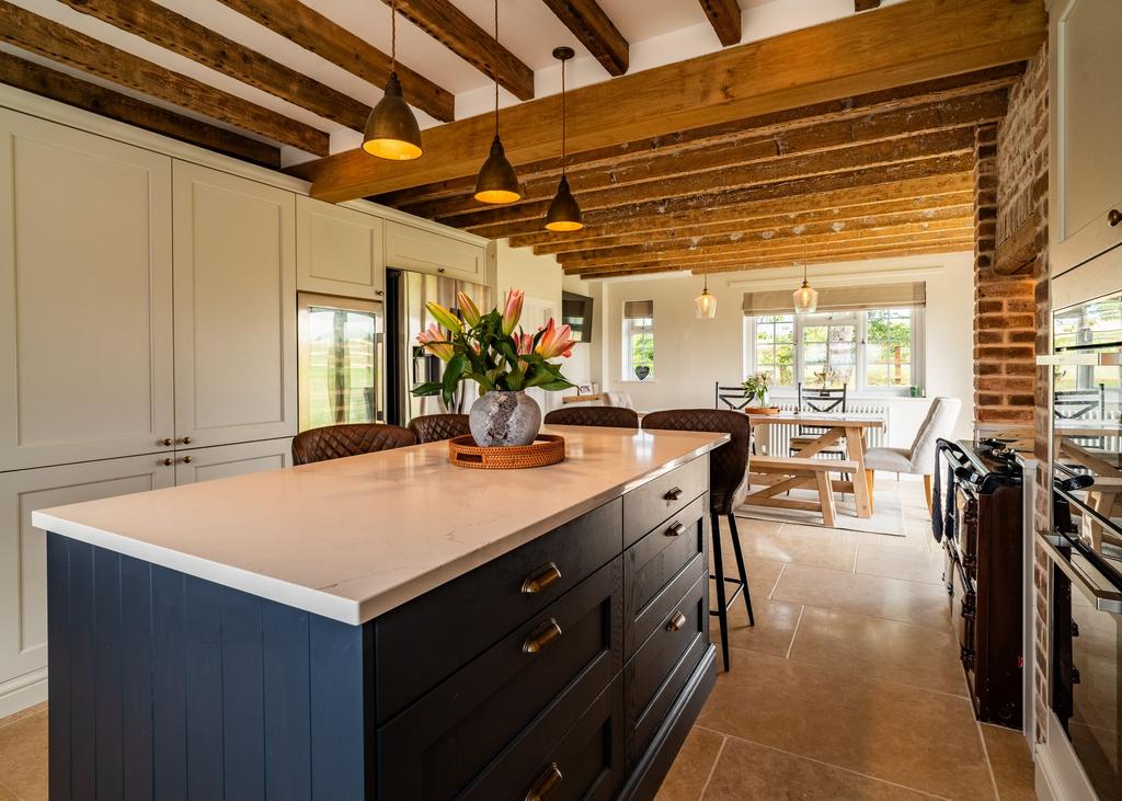 Kitchen / Dining Room
