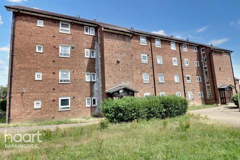 2 bedroom flat for sale, Aragon Drive, Hainault