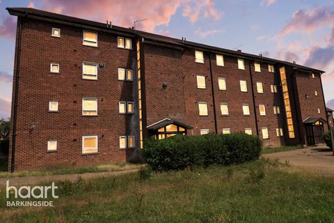 2 bedroom flat for sale, Aragon Drive, Hainault