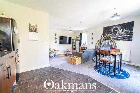 Flat 6, Maple Court Alcester Road, Finstall, Bromsgrove, B60 1EQ