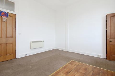 333/8 Easter Road, Edinburgh, EH6 8JG