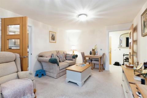 1 bedroom apartment for sale, Jenner Court, St. Georges Road, Cheltenham, GL50 3ER
