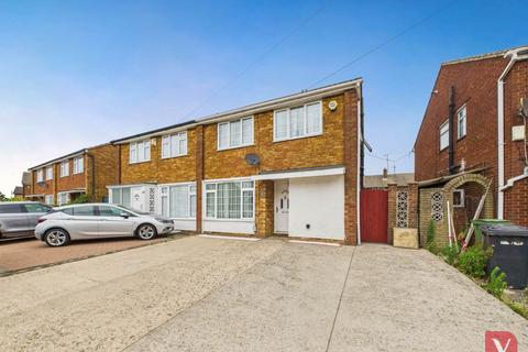 3 bedroom semi-detached house for sale, Leagrave High Street, Luton LU4