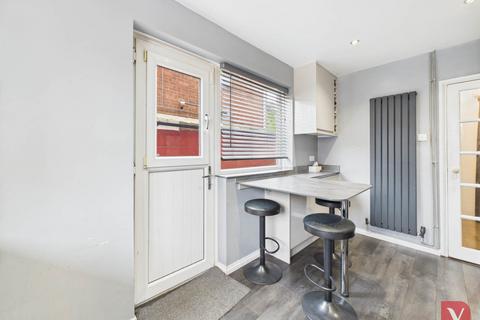 3 bedroom semi-detached house for sale, Leagrave High Street, Luton LU4